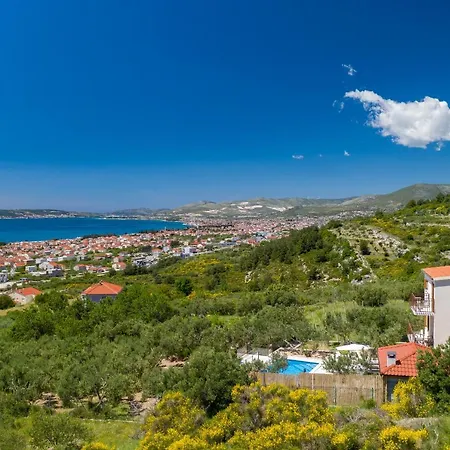 Tempera Kaštela